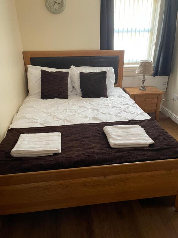 דנפרמליין Fife Apartments מראה חיצוני תמונה